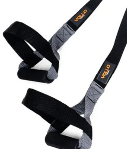 Especificaes Fita de Treino de Suspenso, marca: Vollo para  treinos completos para todo o corpo, melhorando fora, equilbrio e coordenao. Cor: Preto e cinza, Peso aproximado: 354 g, Suporta at: 120kg, Dimenses aproximadas: 167cm x 14cm x 4 cm, Possui prendedor de porta fixo, Composio: Polipropileno (PP).