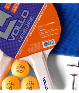 Especificaes Kit Tnis de Mesa, marca: Vollo,  Kit completo: com uma rede, duas raquetes, trs bolas e dois suportes com padro da federao internacional de tnis de mesa ITTF, Composio: Madeira, borracha e ABS, Cor: madeira, preto e vermelha, Peso aproximado da raquete: 166 g, Dimenses aproximadas das raquetes: 2,3 x 15 x 25,5 cm, Dimenses aproximadas da rede: 140 x 15 cm, Dimetro da bola: 40mm.